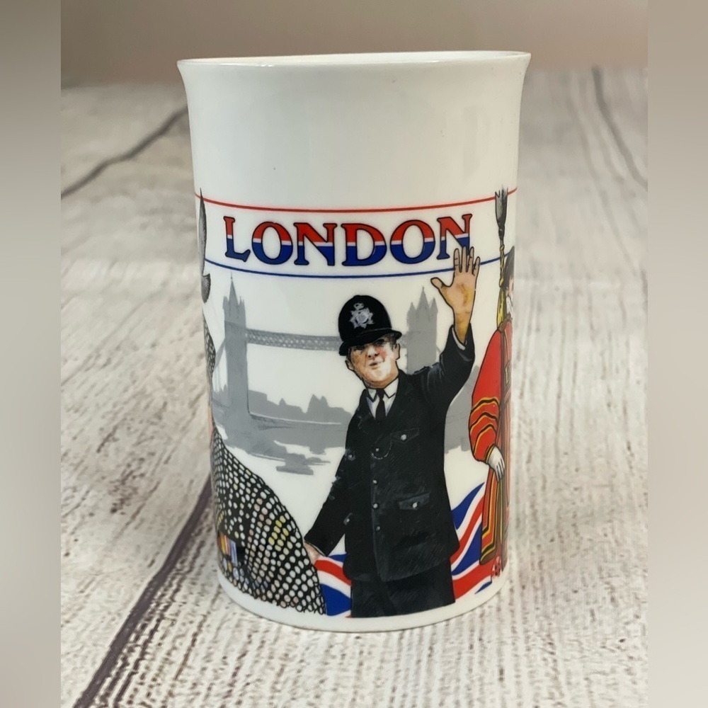 DUNOON CERAMICS London Designed Jack Dadd Fine Bone China Mug Made in England